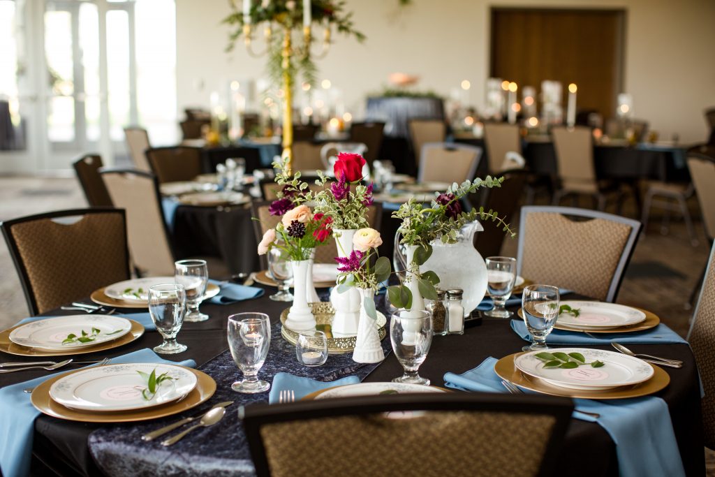 Forrestal+Kari Wedding | The Terrace View | Weddings & Special Events Venue near me | Venues in Northwest Iowa | Indoor and Outdoor wedding